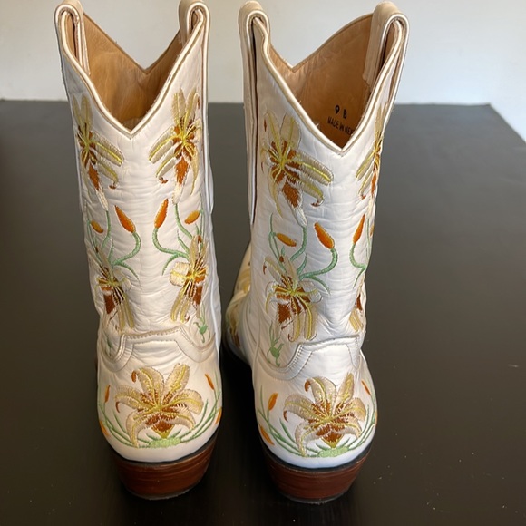 The Old Gringo Multi Color Floral Detailed Boots - Picture 6 of 10